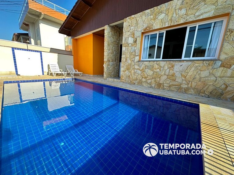 CASA2 - Belissima casa c/ piscina 5 suites ha 100m da orla.