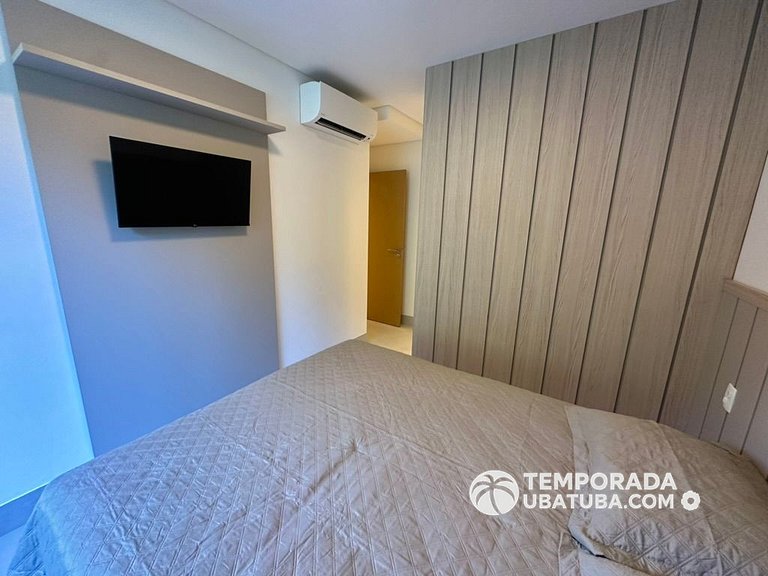 BAM209 – Apartamento frente mar com 2 dormitórios. Condomíni