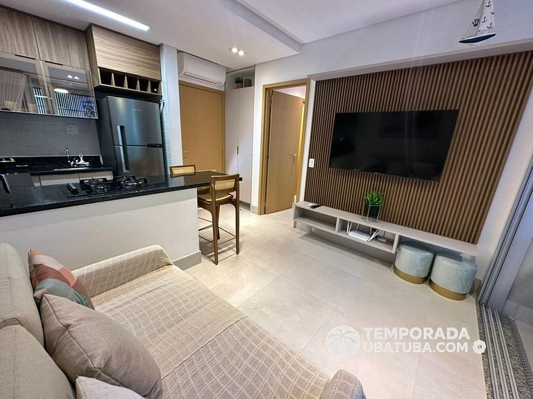 BAM209 – Apartamento frente mar com 2 dormitórios. Condomíni