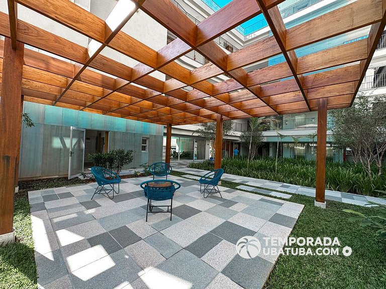 BAM310 – Apartamento frente mar com 2 dormitórios. Condomíni