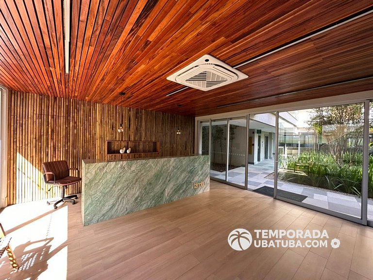 BAM310 – Apartamento frente mar com 2 dormitórios. Condomíni