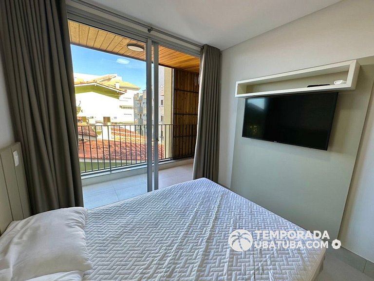BAM310 – Apartamento frente mar com 2 dormitórios. Condomíni