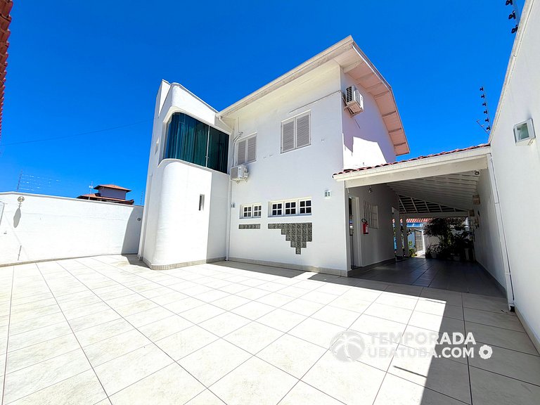 CASA6 - Linda casa c/ piscina 5 suites ha 120m da orla. Prai