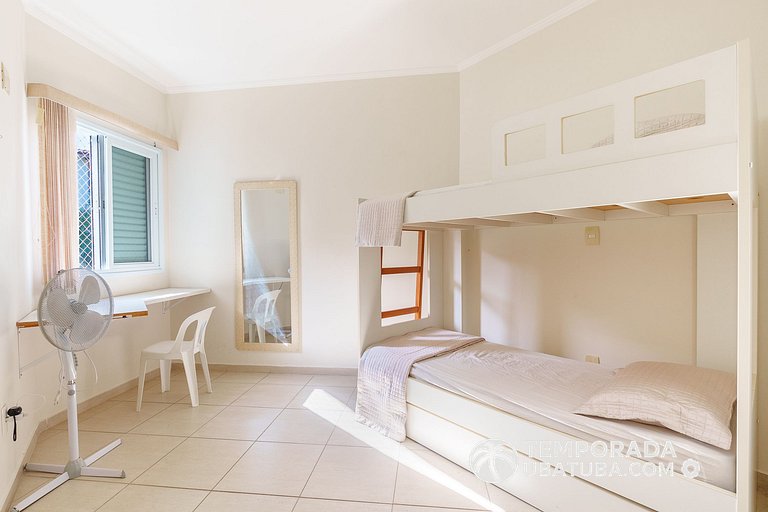 44GB - Cobertura duplex a 50m da Praia 10 pessoas