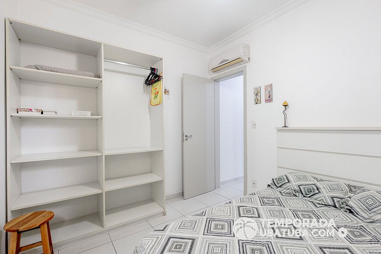 15GV – Apartamento 3 dormitórios c/ ar condicionado ha 80m d