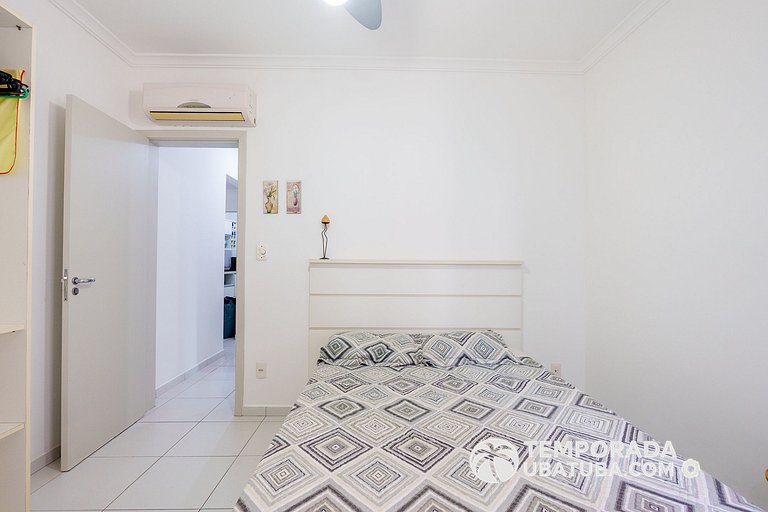 15GV – Apartamento 3 dormitórios c/ ar condicionado ha 80m d