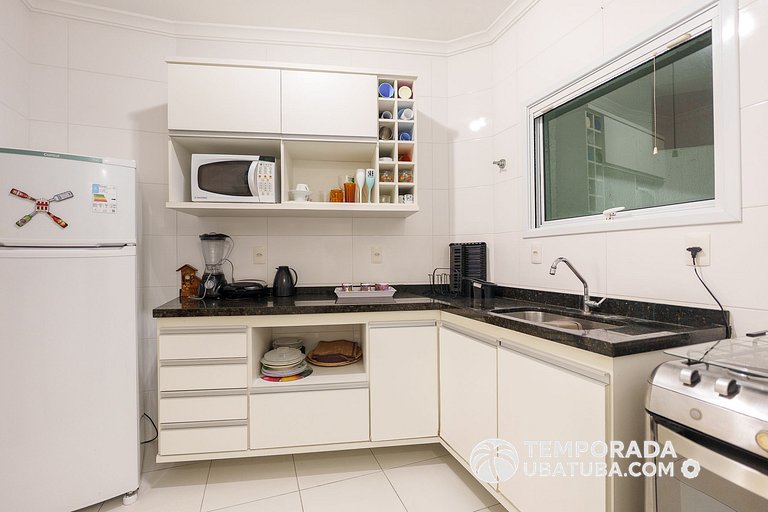 15GV – Apartamento 3 dormitórios c/ ar condicionado ha 80m d