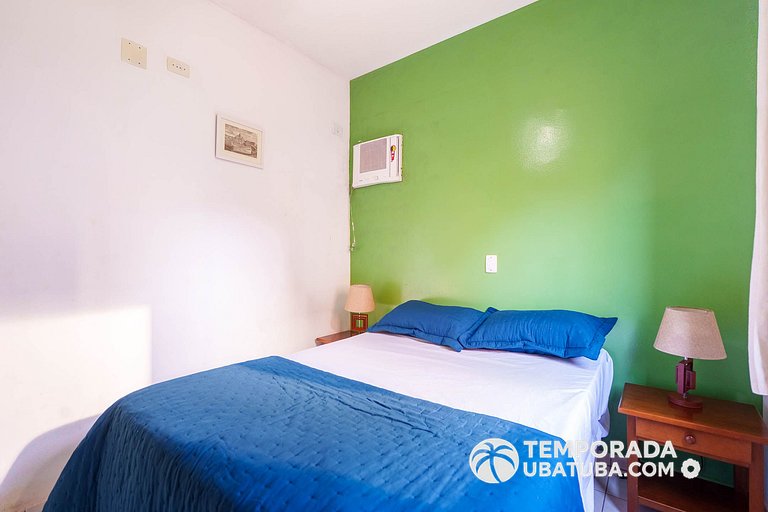 11E – Apto 2 dormitorios c/ ar condicionado e piscina semi o