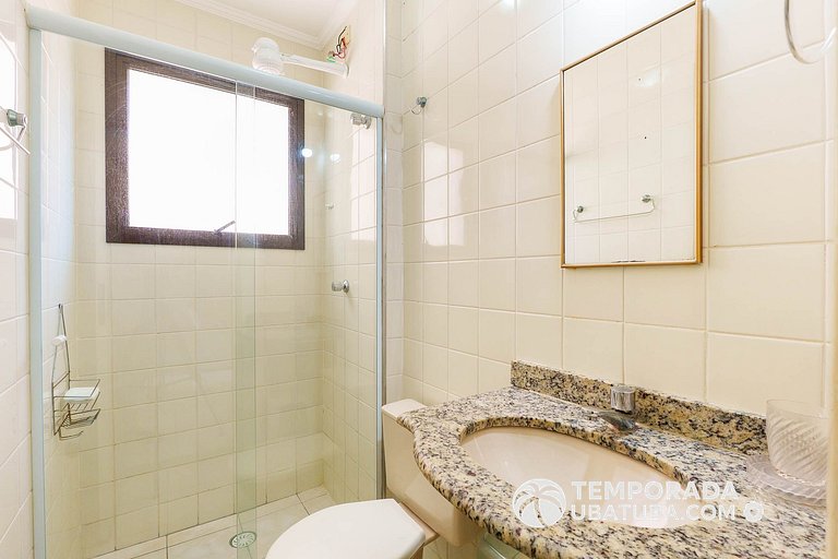 11E – Apto 2 dormitorios c/ ar condicionado e piscina semi o