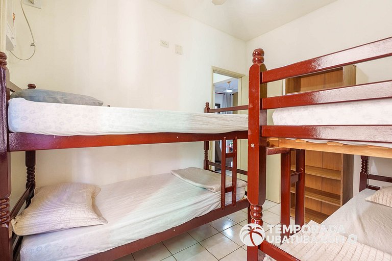 11E – Apto 2 dormitorios c/ ar condicionado e piscina semi o