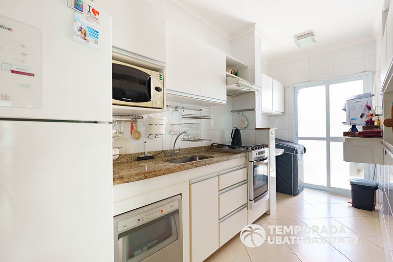 305P – Ap 3 dorms ate 10 pessoas ha 100m da Praia