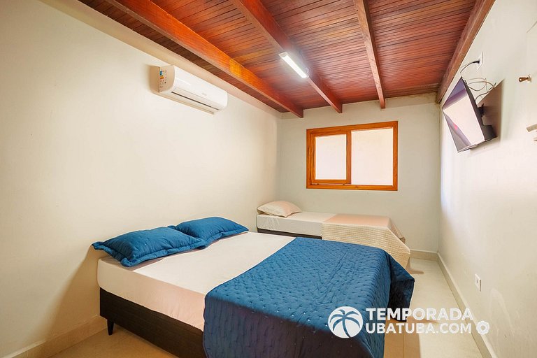 C10 - Casa de cinema 8 dorms 150m da Praia Grande