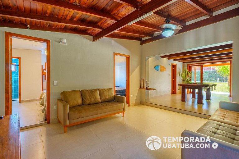 C10 - Casa de cinema 8 dorms 150m da Praia Grande