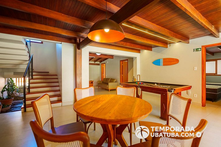 C10 - Casa de cinema 8 dorms 150m da Praia Grande
