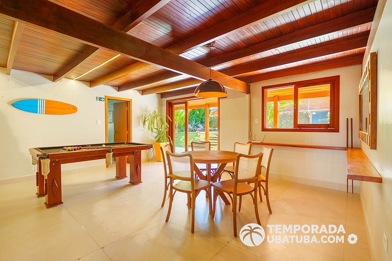 C10 - Casa de cinema 8 dorms 150m da Praia Grande