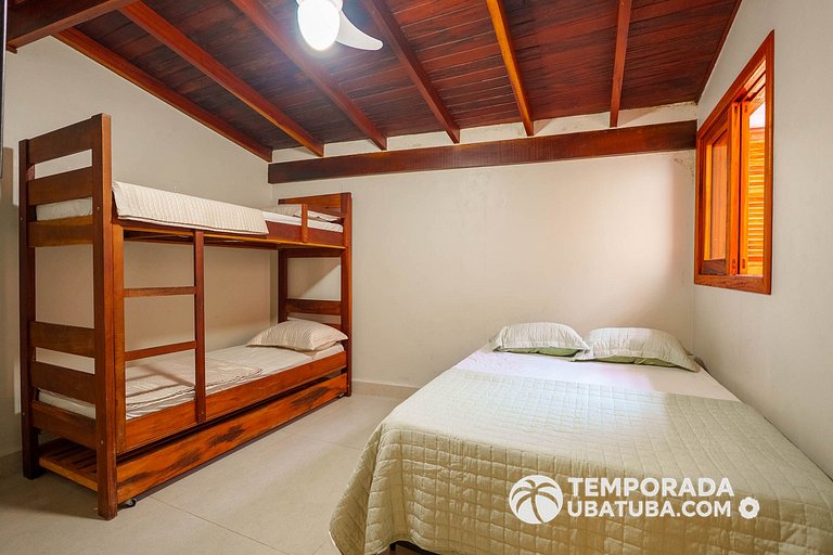 C10 - Casa de cinema 8 dorms 150m da Praia Grande