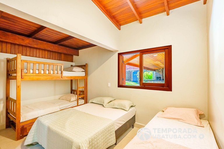 C10 - Casa de cinema 8 dorms 150m da Praia Grande