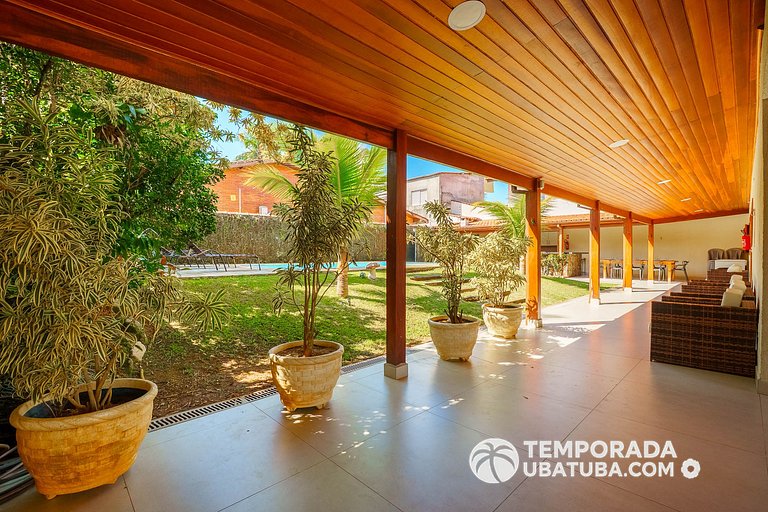 C10 - Casa de cinema 8 dorms 150m da Praia Grande