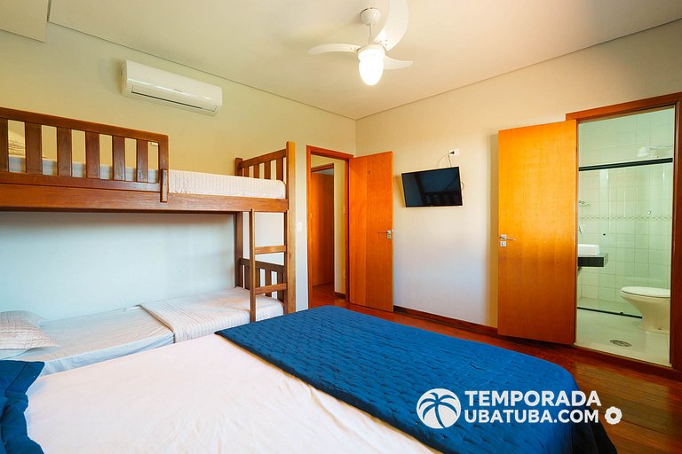 C10 - Casa de cinema 8 dorms 150m da Praia Grande