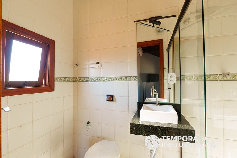 C10 - Casa de cinema 8 dorms 150m da Praia Grande