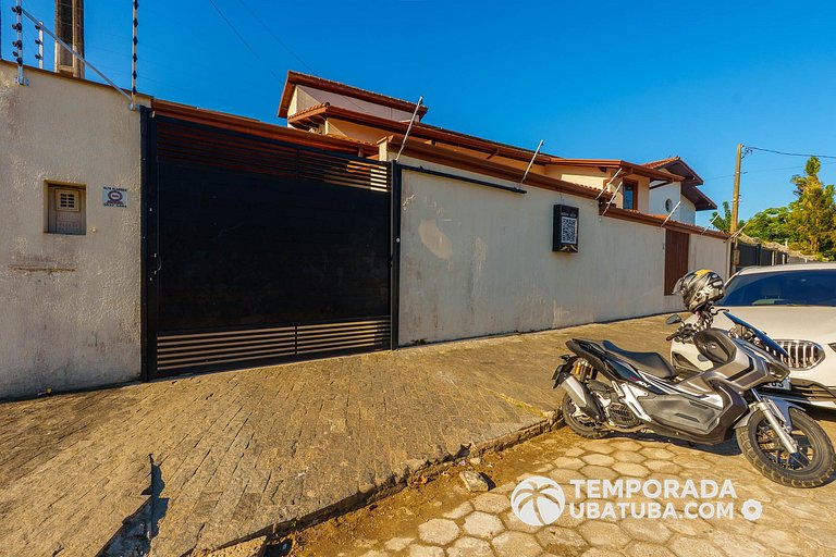 C10 - Casa de cinema 8 dorms 150m da Praia Grande