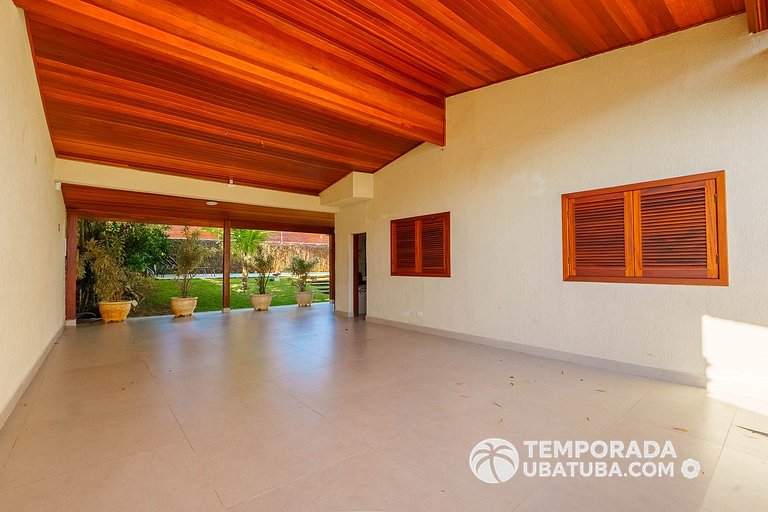 C10 - Casa de cinema 8 dorms 150m da Praia Grande