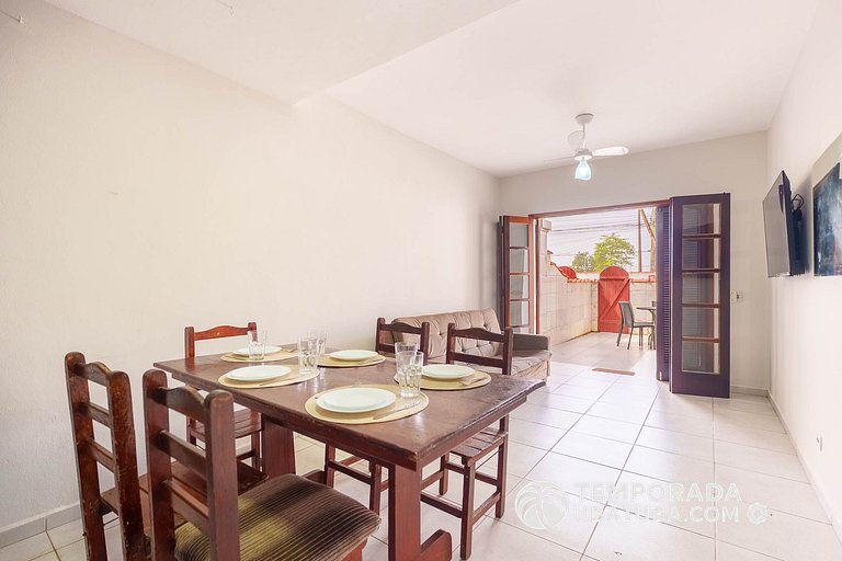 Apto com quintal - Pet Friendly - Frente mar